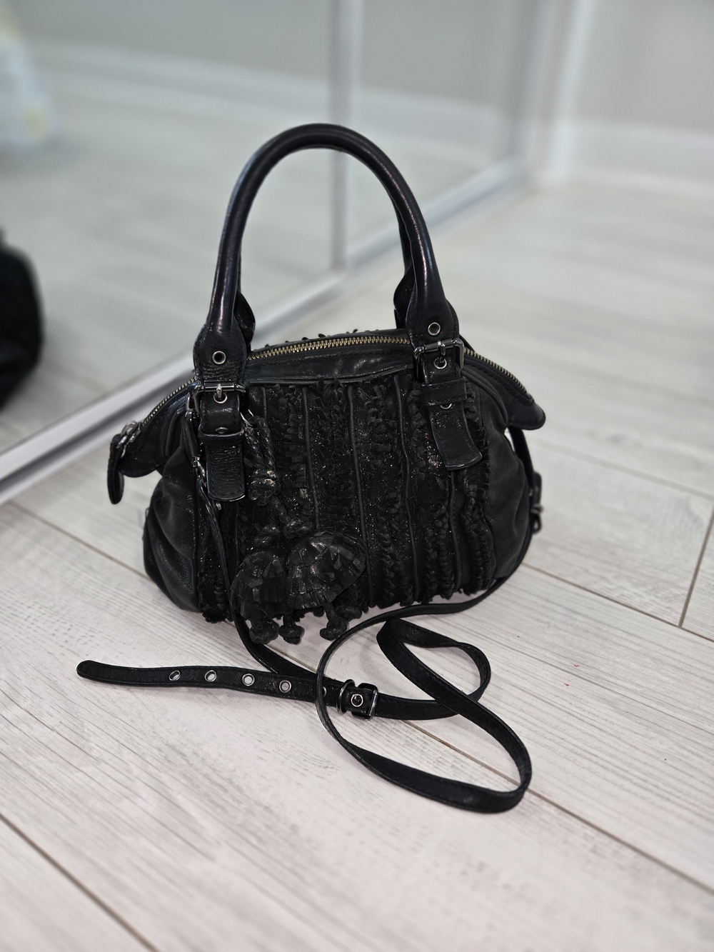 LOCKHEART Leather Stylish Black Women's  Bag Vintage